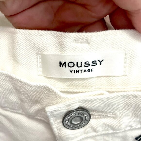 NWT Moussy MV Aurora Wide Straight Crop in White Size 26 - Picture 3 of 9